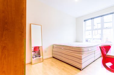 The Chare, Newcastle Upon Tyne, Newcastle - Image 2